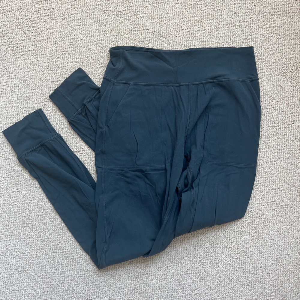 Lululemon gray align joggers 28”
